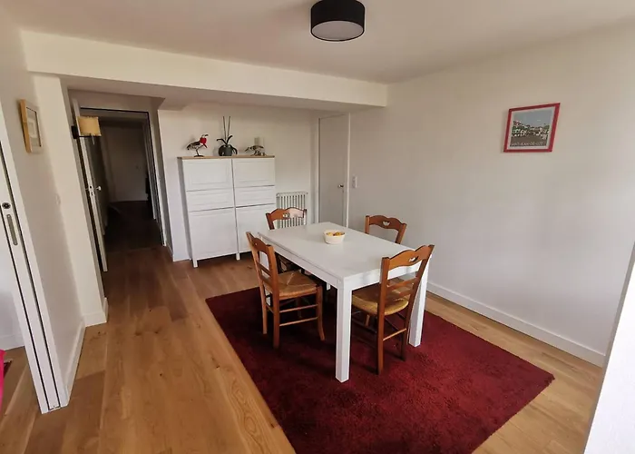 Vakantiehuis Renove Hyper Centre St-jean-de-luz, 4 Pieces, 6 Couchages, Parking, 50m - Fr-1-792-31 *