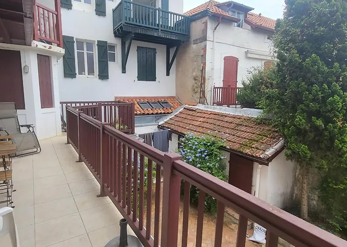Vakantiehuis Renove Hyper Centre St-jean-de-luz, 4 Pieces, 6 Couchages, Parking, 50m - Fr-1-792-31 Saint-Jean-de-Luz